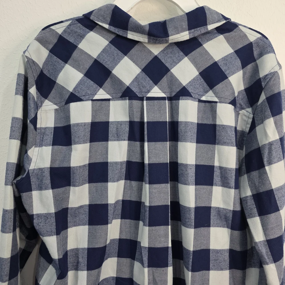 Vineyard Vines Navy and White Plaid Shirt - Picture 9 of 14